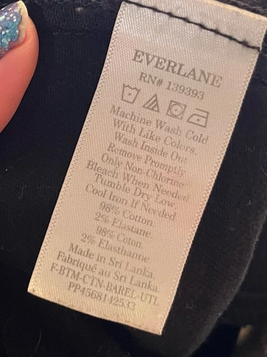 Everlane The Utility Barrel Pants in Black - Picture 14 of 14